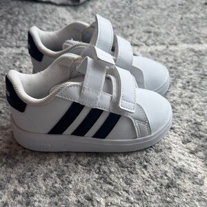 Adidas Kids White and Black Strap Sneakers